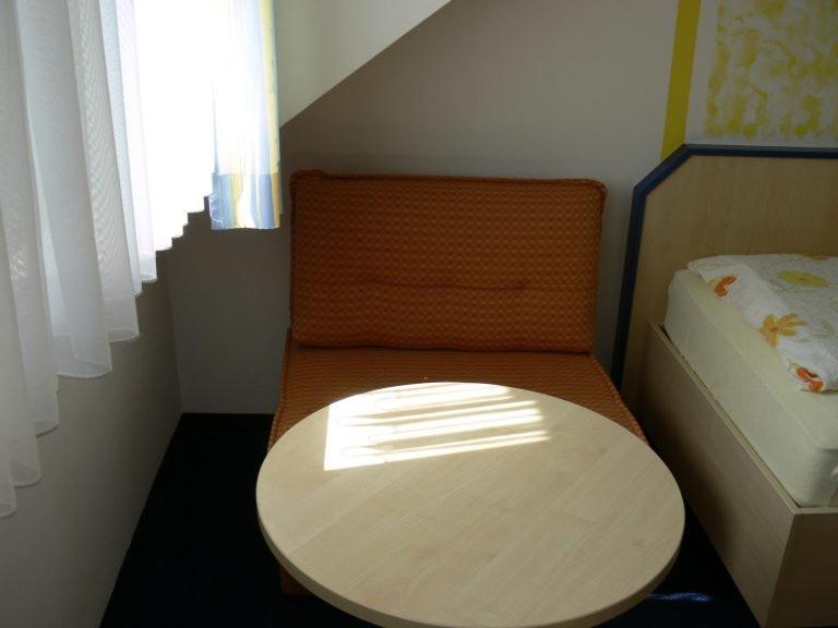 Pension Zur Einkehr Allersberg Exterior foto